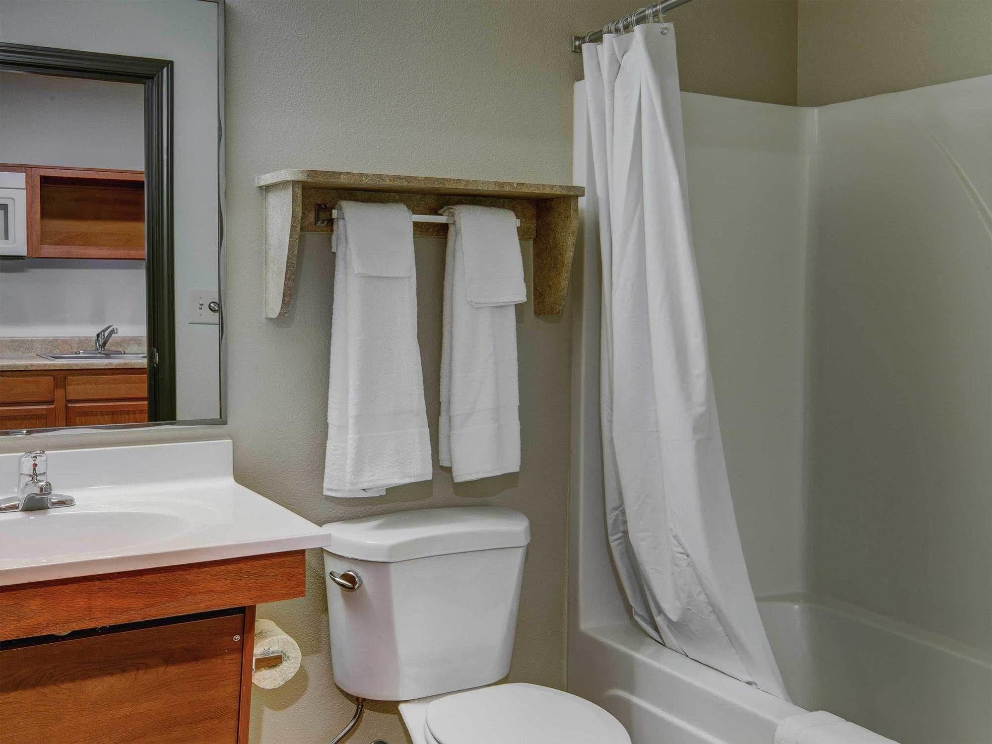 Woodspring Suites Chicago Darien Exterior foto